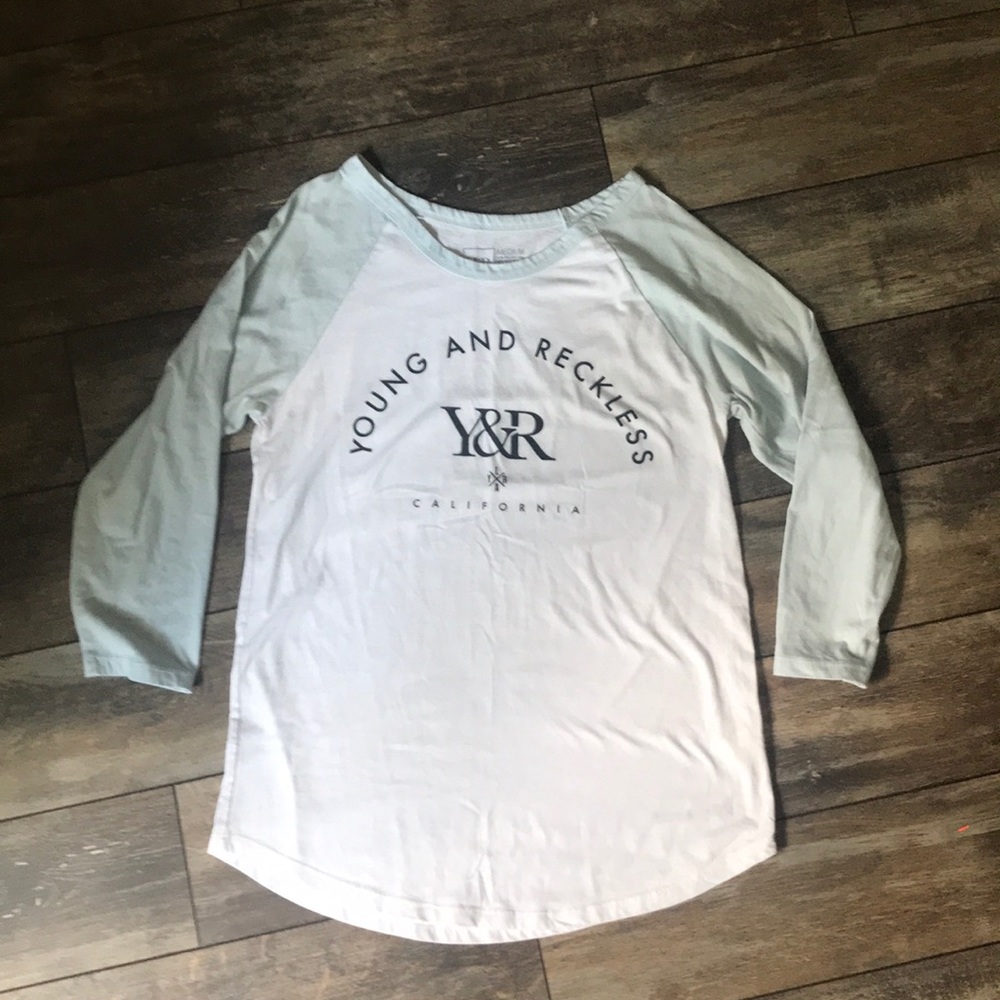 Young & Reckless tee *EUC!! **